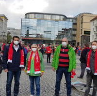 Bild vergrößern:Mitglieder von CDU/CDA bei der DGB-Kundgebung am 01. Mai auf dem Alten Markt in Magdeburg.