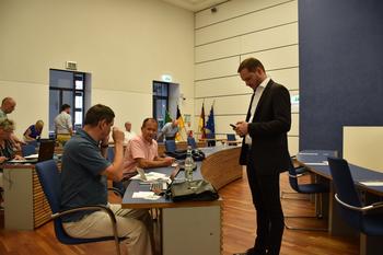 weiter zum Artikel