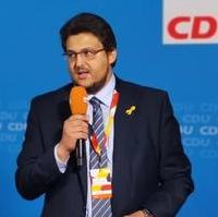 Bild vergrößern:Der CDU-Kreisvorsitzende Tobias Krull MdL spricht bei der Funktions- und Mandatsträgerkonferenz der CDU am 07. November in Schkeuditz.  