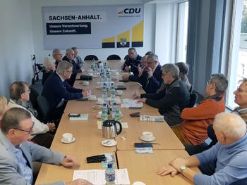 weiter zum Artikel