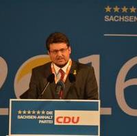 Bild vergrößern:Der Magdeburger CDU-Kreisvorsitzende Tobias Krull MdL bei seinem Redebeitrag beim CDU-Landesparteitag