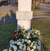 Bild vergrößern:Denkmal für die verfolgten Sinti und Roma