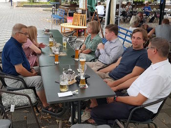 weiter zum Artikel