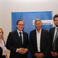 Bild vergrößern:Christin Menzel, CDU-Bundestagskandidat Tino Sorge, Wolfgang Bosbach MdB und CDU-Kreisvorsitzender Tobias Krull nach der sehr erfolgreichen Veranstaltung zum Thema 