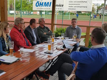 weiter zum Artikel