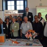 Bild vergrößern:Ein Teil der Besetzung unseres Infostand beim 23. Magdeburger Rathausfest