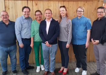 weiter zum Artikel