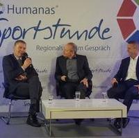 Bild vergrößern:Bei der Humanas GmbH Sportstunde am 18. Januar 2017 in der Heimstätte des 1. FC Magdeburg, der MDCC-Arena Magdeburg, kamen unter anderem Innen- und Sportminister Holger Stahlknecht MdL (l.) mit FCM Manager Mario Kallnik (r.) ins Gespräch.