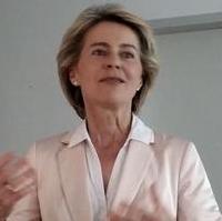 Bild vergrößern:Die stellv. CDU-Bundesvorsitzende Dr. Ursula von der Leyen MdB spricht zur Rolle der Frauen in Politik und Gesellschaft am 09. August beim Wirtschaftsrat in Magdeburg