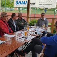 Bild vergrößern:Einige der Teilnehmer des Sitzung des CDU-Ortsverbandes Ostelbien