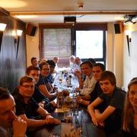 Bild vergrößern:Die Junge Union Magdeburg bei ihrem monatlischen Stammtisch.