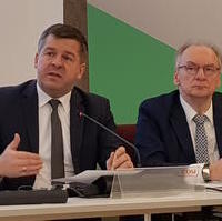 Bild vergrößern:Am 12. Januar wurde die Pläne zu Wechsel an der Spitze der Landesregierung von Dr. Reiner Haseloff auf Sven Schulze (v.r.n.l.) offiziell vorgestellt