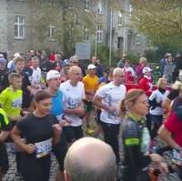 Bild vergrößern:Momentaufnahme beim Start des 14. Magdeburger Marathons am 22. Oktober 2017. 