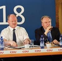 Bild vergrößern:Bei der Sitzung des CDU-Landesvorstandes am 18. September der CDU-Landesvorsitzende Thomas Webel und Ministerpräsident Dr. Reiner Haseloff MdL (v.l.n.r.)
