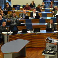 Bild vergrößern:Der stellvertretende Fraktionsvorsitzende Reinhard Stern sprach im Stadtrat am 16. März 2017 zur Aktuellen Debatte 