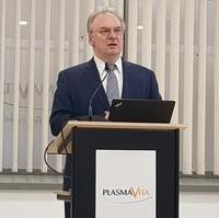 Bild vergrößern:Ministerpräsident Dr. Reiner Haseloff MdL sprach am 06. Februar bei der offiziellen Eröffnung des neuen Plasmaspendenzentrum von PLASAMVITA in der Magdeburger Innenstadt.