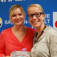 Bild vergrößern:Die neue Kreisvorsitzende der Frauen Union Magdeburg, Peggy Hommel, mit ihrer Amtsvorgängerin Franziska Rothenberg. (v.l.n.r.)