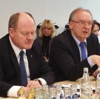 Bild vergrößern:Am 11. April tagte der CDU-Landesvorstand in Magdeburg. Hier zu sehen der CDU-Landesvorsitzende Thomas Webel und Ministerpräsident Dr. Reiner Haseloff MdL (vl.n.r.)