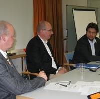 Bild vergrößern:Bei einem Seminar des KPV-Bildungswerkes der CDU-Landesgeschäftsführer Mario Zeising, Frank Niebuhr (CDU-Bundesgeschäftsstelle) und der Magdeburger CDU-Kreisvorsitzende Tobias Krull (v.l.n.r.)