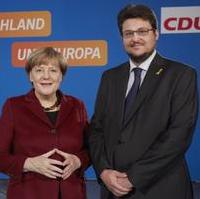 Bild vergrößern:Die CDU-Bundesvorsitzende Dr. Angela Merkel mit dem CDU-Kreisvorsitzenden Tobias Krull
