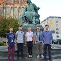 Bild vergrößern:Vertreter der Schüler Union und der Jungen Union am Rande eines Termins in der Landeshauptstadt Magdeburg