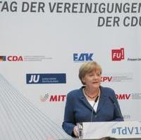 Bild vergrößern:In einer immer wieder von Applaus unterbrochenen Rede sprach die Bundesvorsitzende Angela Merkel MdB über die Wichtigkeit der Vereinigungen in der CDU beim Tag der Vereinigungen.