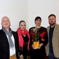 Bild vergrößern:Mitglieder des Vorstandes der Jungen Union Magdeburg gratulieren Alexandra Mehnert (2.v.r.) zu ihrer Ernennung zur Leiterin des Bildungszentrums Schloss Wendgräben der Konrad-Adenauer-Stiftung