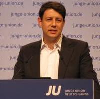 Bild vergrößern:Der Bundesvorsitzende der Jungen Union Deutschlands und Mitglied des Deutschen Bundestages Philipp Missfelder bei der Eröffnung des Deutschlandtages 2011