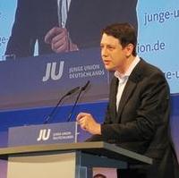 Bild vergrößern:Der wiedergewählte Bundesvorsitzende der Jungen Union Deutschland Philipp Mißfelder bei seiner Rede auf dem Deutschlandtag der JU in Potsdam