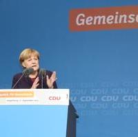 Bild vergrößern:Bundeskanzlerin Dr. Angela Merkel bei ihrer Rede auf dem Alten Markt in Magdeburg