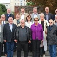 Bild vergrößern:Mitglieder bzw. Vertreter der Fraktionen der CDU bzw. CDU/BfM aus Braunschweig und Magdeburg beim Gruppenbild aus Anlass einer gemeinsamen Beratung in der Landeshauptstadt
