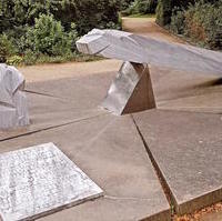 Bild vergrößern:Denkmal für die während der NS-Diktatur verfolgten Sinti und Roma