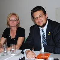 Bild vergrößern:Die CDU-Kreisgeschäftsführerin Doris Memmler und der CDU-Kreisvorsitzende Tobias Krull am Rande des 13. Landesdelegiertentags der Frauen Union Sachsen-Anhalt (v.l.n.r.) 