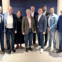 Bild vergrößern:Der neue Vorstand des CDU-Ortsverbandes Sudenburg/Friedenshöhe mit einigen Gästen