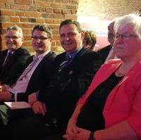 Bild vergrößern:Die Magdeburger CDU-Mitglieder Klaus Zimmermann, Manuel Rupsch, Bernd Heynemann, Andreas Schoensee und Bärbel Bühnemann beim Empfang 30 Jahre CDU Sachsen-Anhalt am 21. Februar 2020.