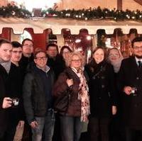 Bild vergrößern:Einige der Teilnehmer der Glühweinaktion für den guten Zweck der JU Magdeburg und der Magdeburger Gastro Conzept GmbH am 05.12.2018. 