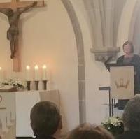 Bild vergrößern:Die Landtagspräsidentin Gabriele Brakebusch spricht beim Ökumenischen Jahresempfang 2017 am 30. Mai im Magdeburger Dom. 