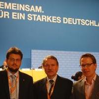 Bild vergrößern:Die Magdeburger CDU-Mitglieder die beim 23. CDU-Bundesparteitag in Karlsruhe als Delegierte anwesend waren. Tobias Krull, Jürgen Scharf MdL und Tino Sorge (v.l.n.r.)