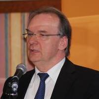 Bild vergrößern:Ministerpräsident Dr. Reiner Haseloff MdL bei seinem Redebeitrag 