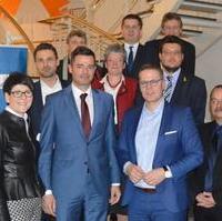 Bild vergrößern:Einige der Gäste des gemeinsamen Neujahrsempfanges der MIT Magdeburg und der CDU Magdeburg am 23. Januar 2017 mit Gastredner und CDU-Landesvorsitzenden Thüringen, Mike Mohring MdL (vorn 2.v.l.).