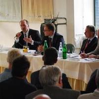 Bild vergrößern:Attraktives Sachsen-Anhalt - Prognosen für die Zukunft so der Titel einer Veranstaltung der Konrad-Adenauer Stiftung. Es diskutierten u.a.  Ministerpräsident Dr. Reiner Haseloff, Tino Sorge, Jürgen Scharf MdL, Prof. Dr. Mathias Tullner (v.l.n.r.)