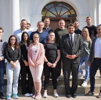 Bild vergrößern:Besuchergruppe der BbS Eike-von-Repkow bei ihrem Landtagsbesuch am 18. Mai 2022.
