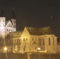 Bild vergrößern:Abendlicher Blick auf das Kloster Unser Lieben Frauen