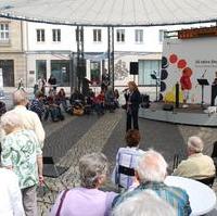 Bild vergrößern:Im Rahmen des Infotour des Presse- und Informationsamtes der Bundesregierung gab es auch die Möglichkeit bei Quizrunden sein Wissen rund um Deutschland zu testen. 
