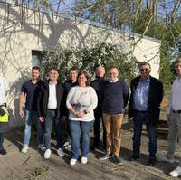Bild vergrößern:Mitglieder des OV-Sudenburg/Friedenshöhe besuchen das Mehrgenerationenhaus „Müntze