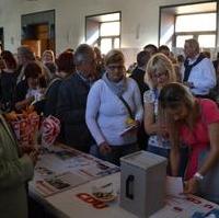 Bild vergrößern:Der Stand der CDU/FDP/Bund für Magdeburg Stadtratsfraktion beim Magdeburger Rathausfest konnte sich nicht über mangelndes Interesse beklagen