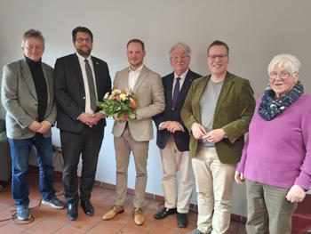 weiter zum Artikel