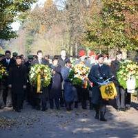 Bild vergrößern:Gedenkveranstaltung anlässlich des Volkstrauertages auf dem Magdeburger Westfriedhof