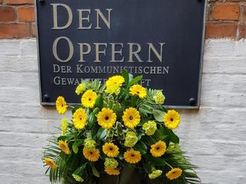 weiter zum Artikel