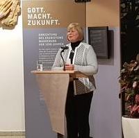 Bild vergrößern:Eröffnung der Ausstellung Gott.Macht.Zukunft durch die Landtagspräsidentin Gabriele Brakebusch zum Thema 1050 Erzbistum Magdeburg am 28.11.2018 im Landtag.